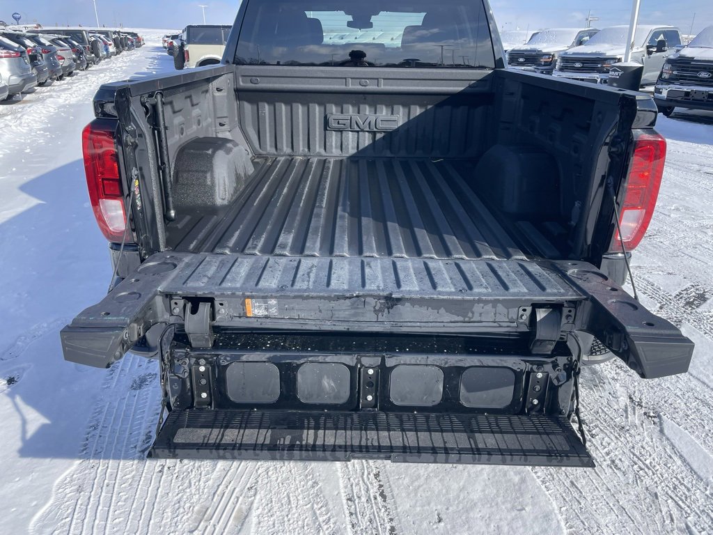 Used 2022 GMC Sierra 1500 Elevation image 33