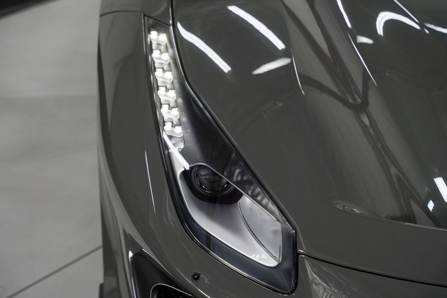 Used 2020 Ferrari 488 Pista Coupe image 12