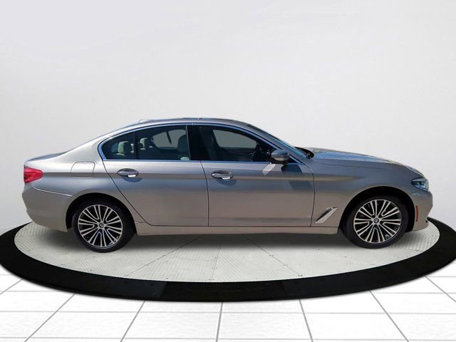 Used 2018 BMW 540i xDrive 540i xDrive w/ Premium Package image 2