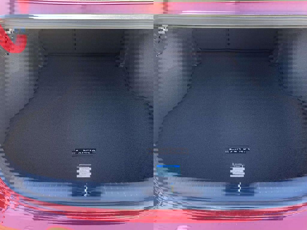 New 2026 Hyundai Elantra SEL Sport Premium image 26