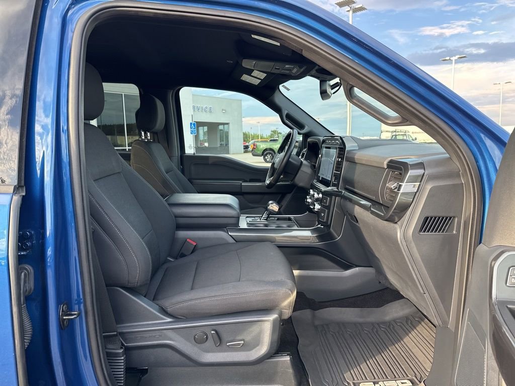 Certified 2022 Ford F150 XLT w/ Equipment Group 302A High image 20