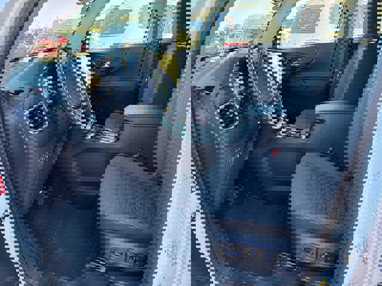 Used 2024 Chevrolet Equinox LT image 8