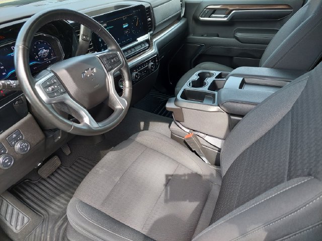 Certified 2024 Chevrolet Silverado 1500 RST w/ Z71 Off-Road Package AWD/4WD image 9
