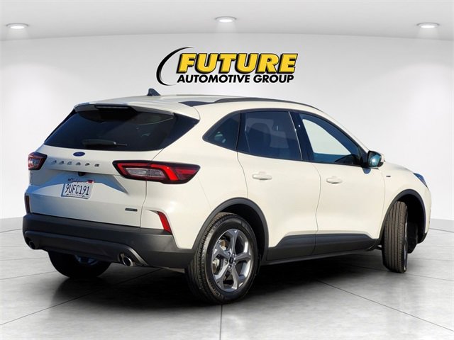 Used 2025 Ford Escape ST-Line Elite image 4