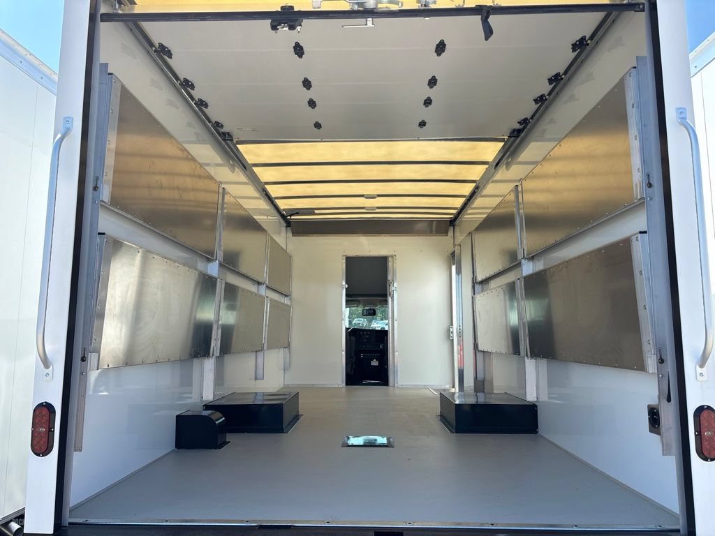 New 2026 Chevrolet Express 4500 w/ Power Convenience Package RWD image 4