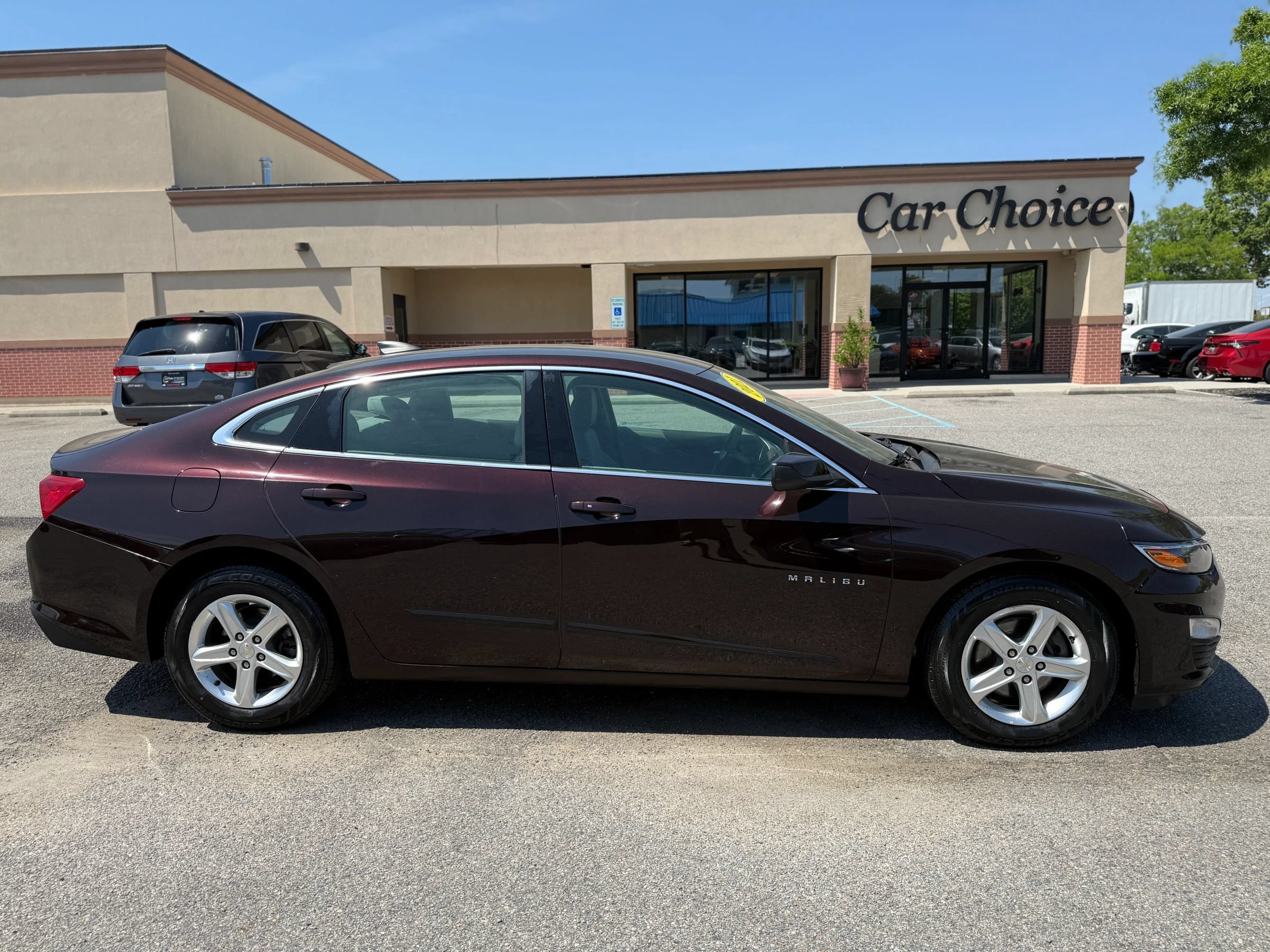 Used 2021 Chevrolet Malibu LS w/ Driver Confidence Package II FWD image 6