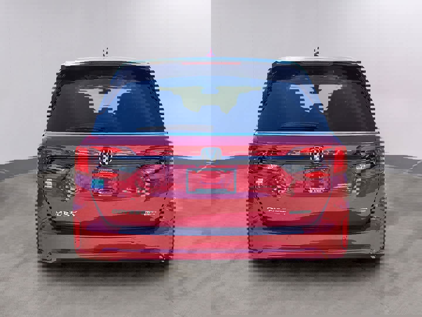 Certified 2025 Honda Odyssey Touring image 33