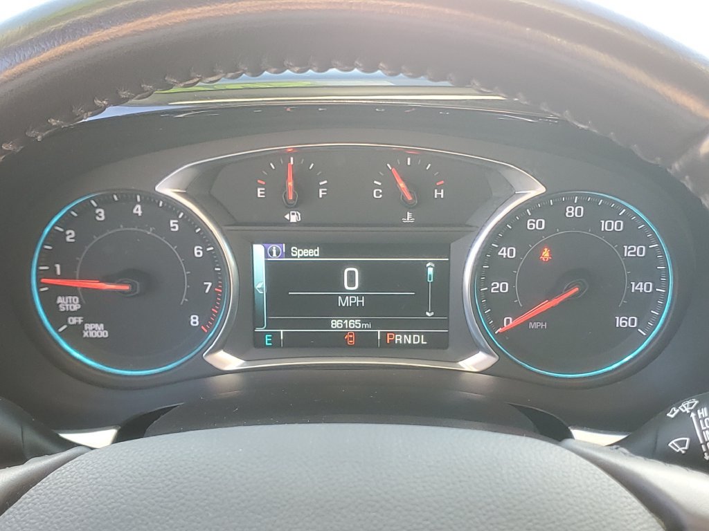 Used 2019 Chevrolet Traverse LT FWD image 17