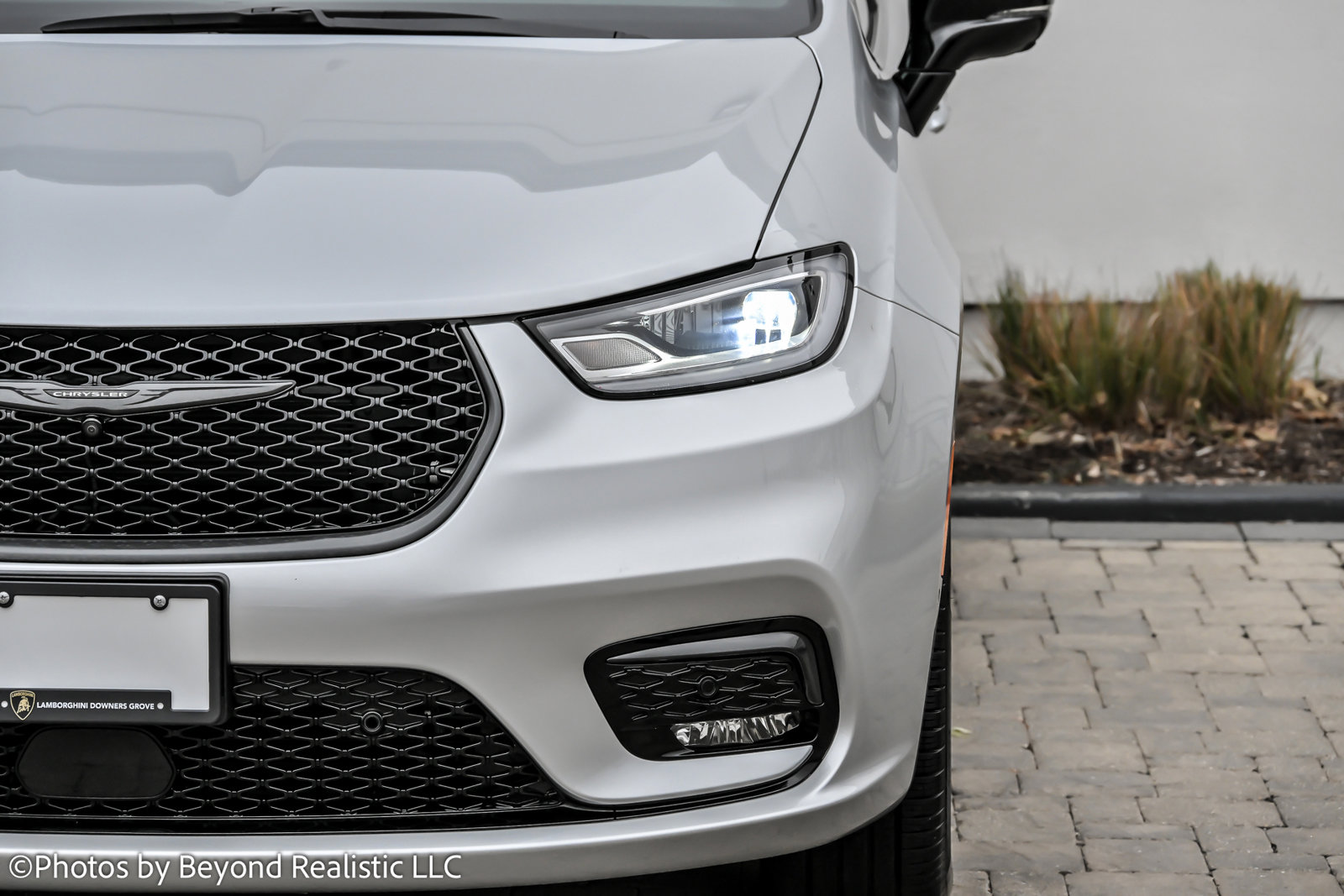 Used 2024 Chrysler Pacifica Limited w/ S Appearance Package image 10