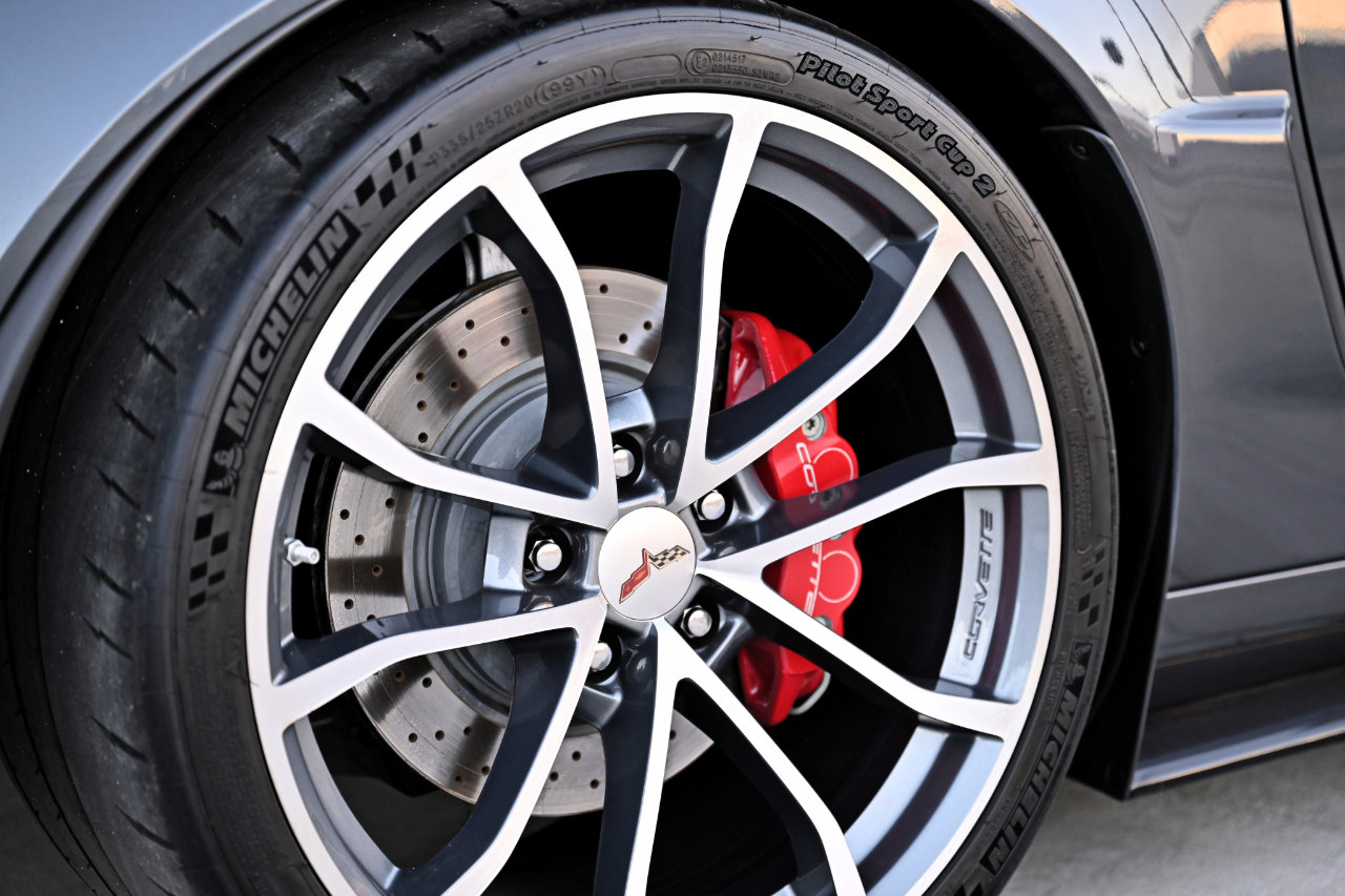Used 2013 Chevrolet Corvette 427 w/ 1SC Preferred Equipment Group RWD image 34
