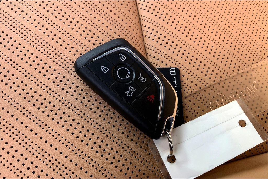 New 2025 Cadillac Escalade IQ Luxury 2 image 37