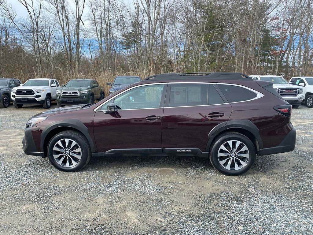 Used 2023 Subaru Outback Limited image 9