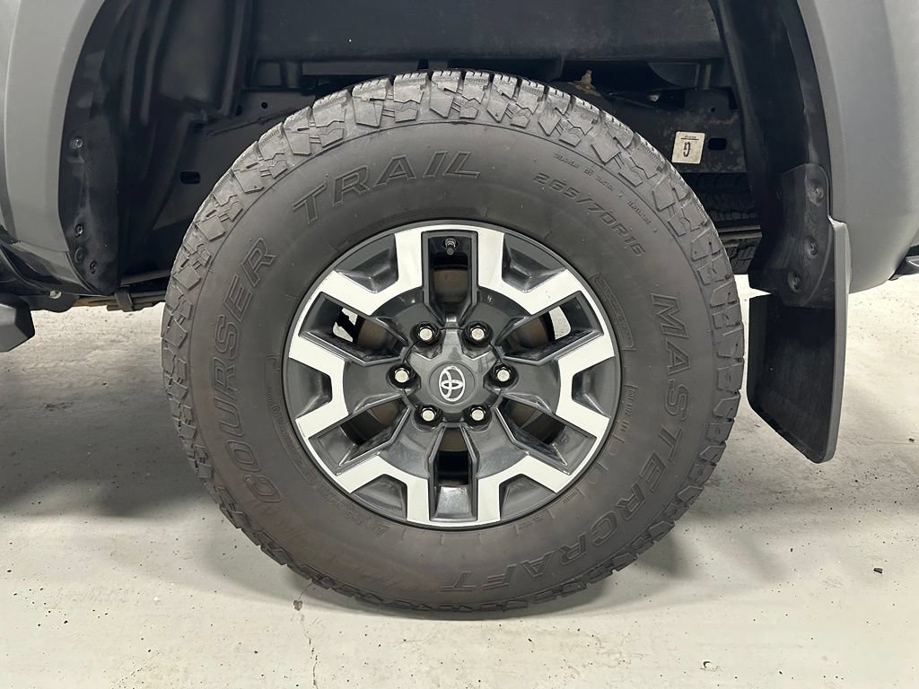 Used 2021 Toyota Tacoma TRD Off-Road w/ Technology Package AWD/4WD image 62
