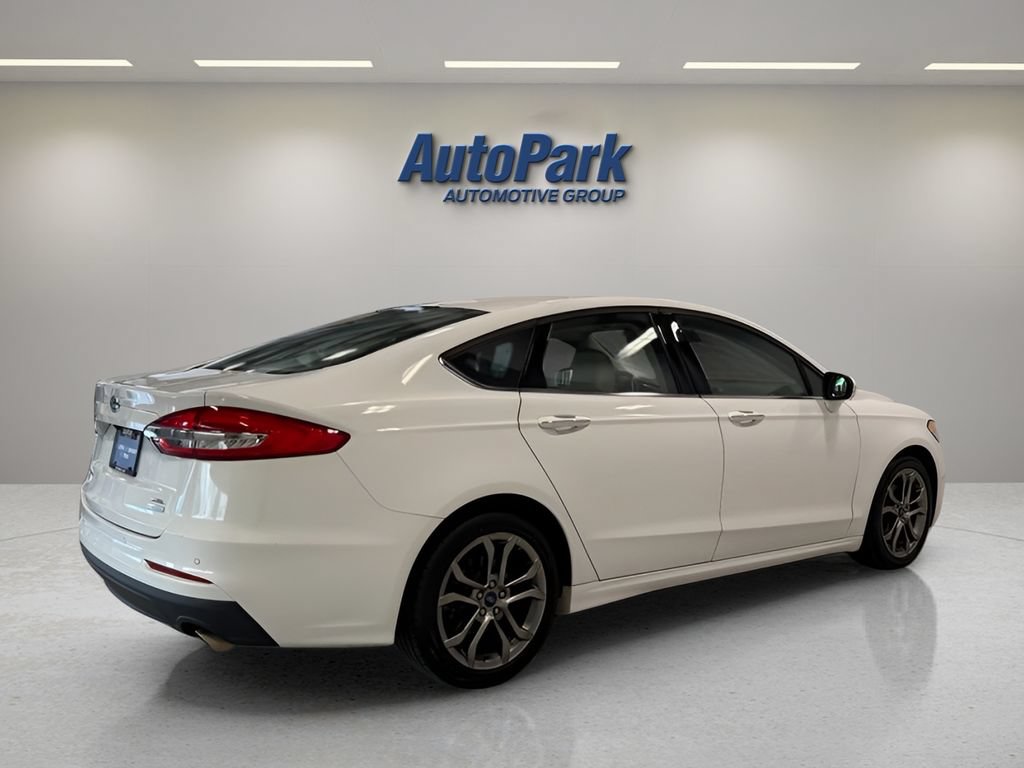 Used 2020 Ford Fusion SEL FWD image 7