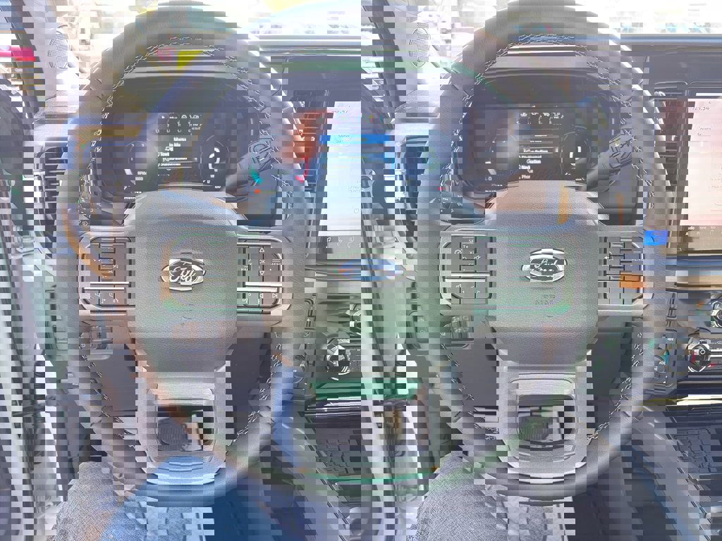 New 2026 Ford F350 Lariat w/ FX4 Off-Road Package image 21