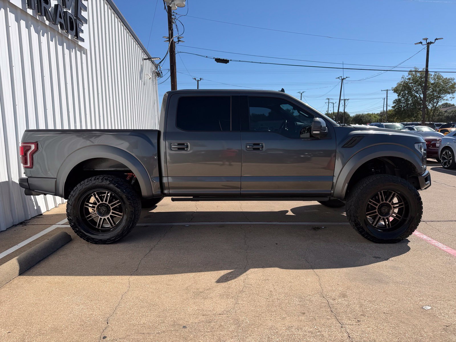 Used 2020 Ford F150 Raptor w/ Equipment Group 802A Luxury AWD/4WD image 7
