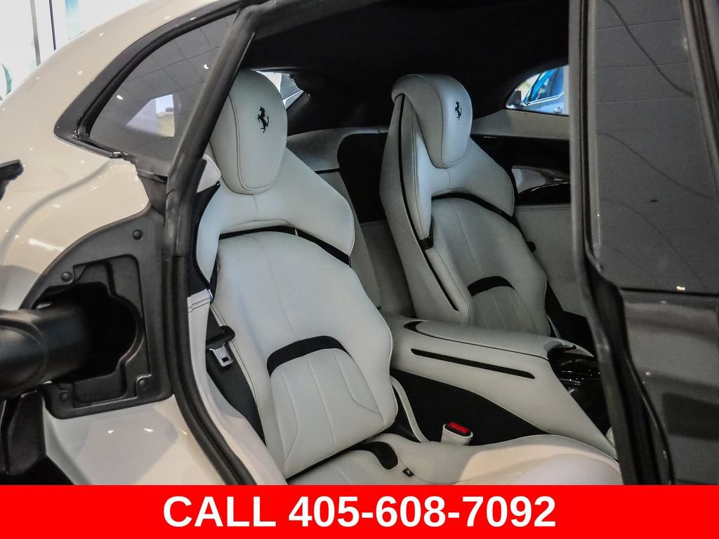 Used 2025 Ferrari Purosangue AWD/4WD image 42