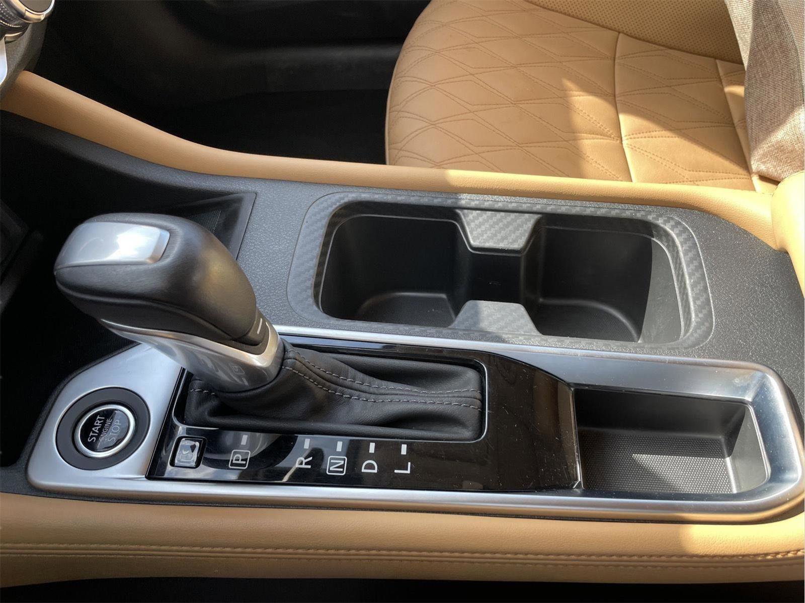 Used 2024 Nissan Sentra SV w/ SV Premium Package image 30