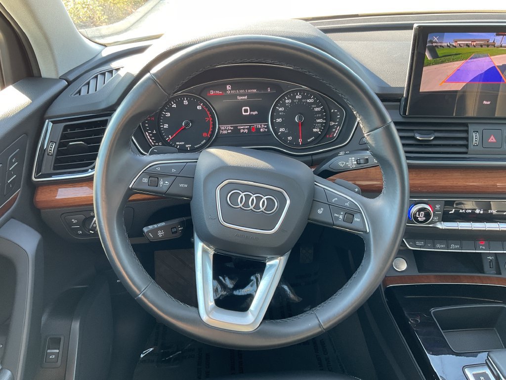 Used 2023 Audi Q5 2.0T Premium w/ Convenience Package AWD/4WD image 21