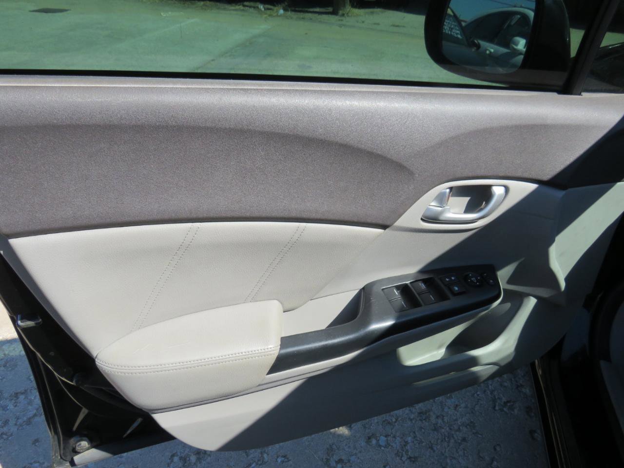 Used 2012 Honda Civic CVT AT-PZEV with Leather image 10