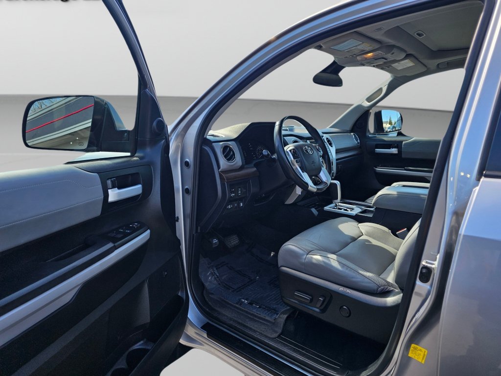 Used 2019 Toyota Tundra Limited w/ Limited Premium Package AWD/4WD image 19