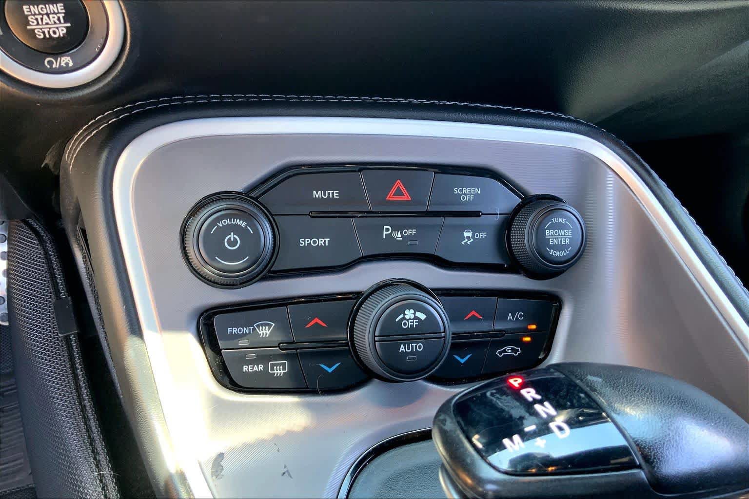 Used 2022 Dodge Challenger SXT w/ Plus Package RWD image 29