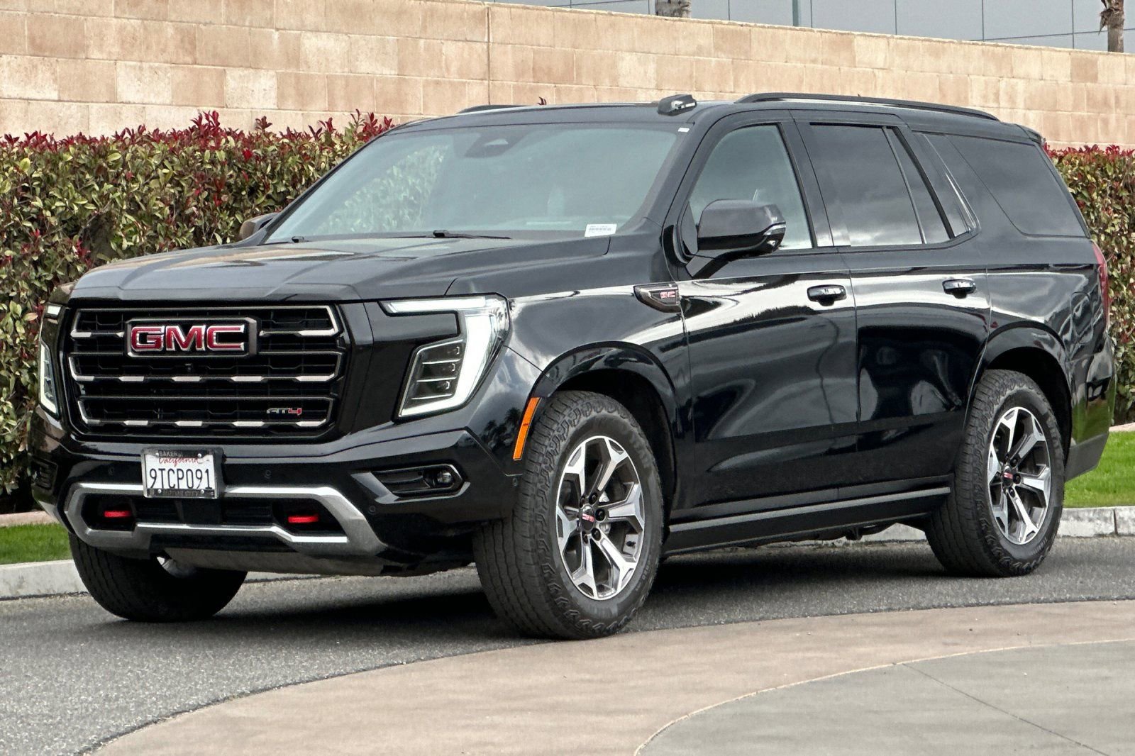 Certified 2025 GMC Yukon AT4 Ultimate image 8