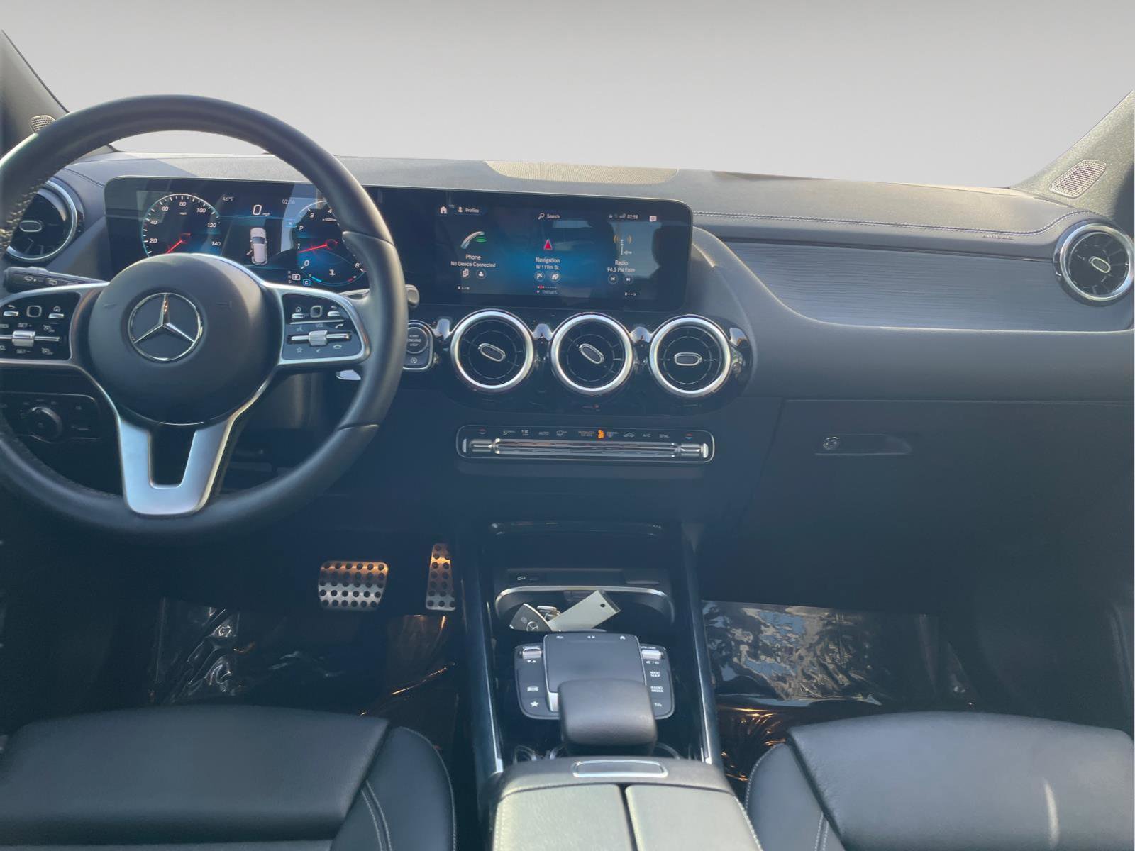 Used 2022 Mercedes-Benz GLA 250 4MATIC image 27