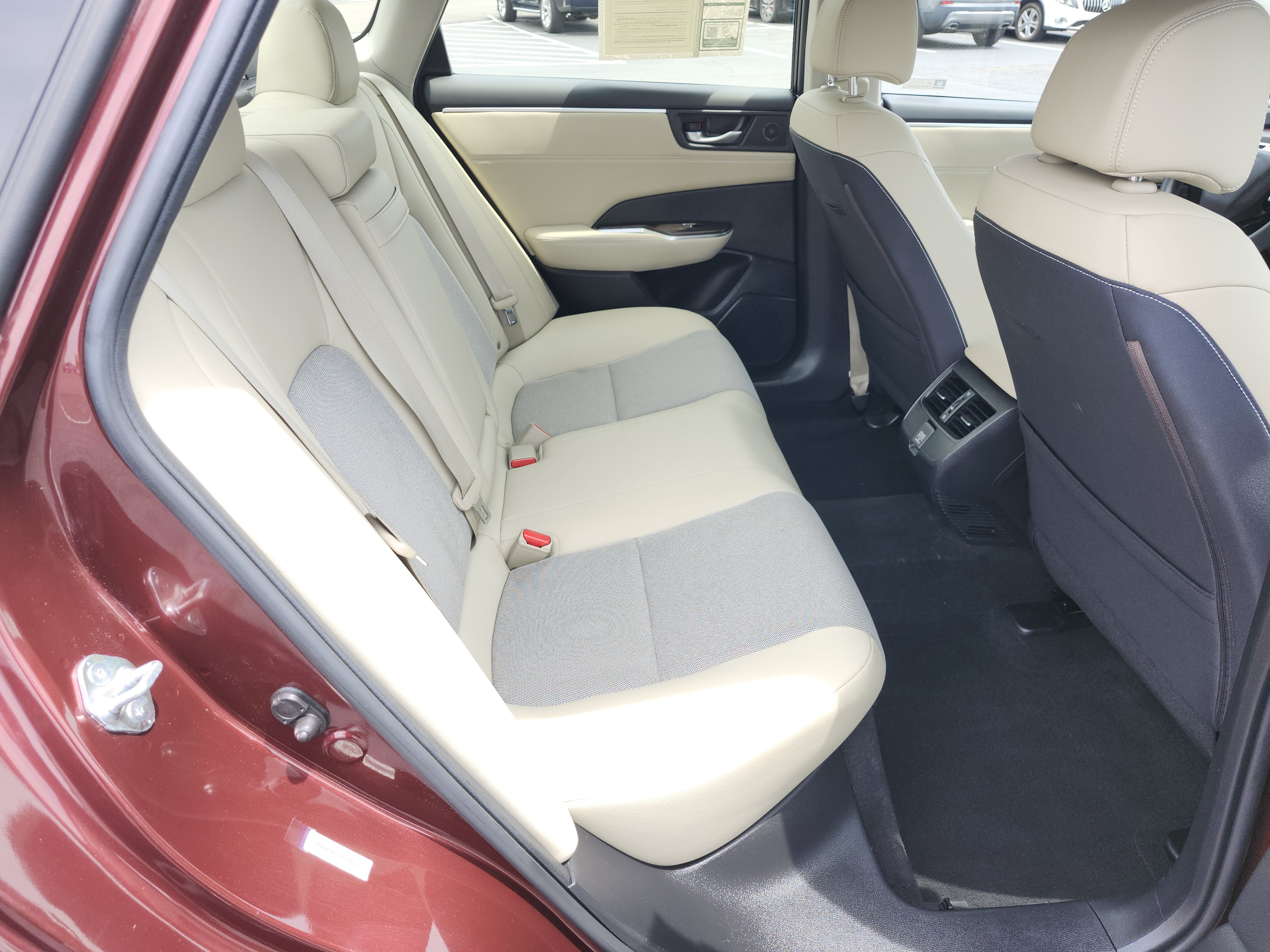 Used 2019 Honda Clarity Plug-In Hybrid image 19