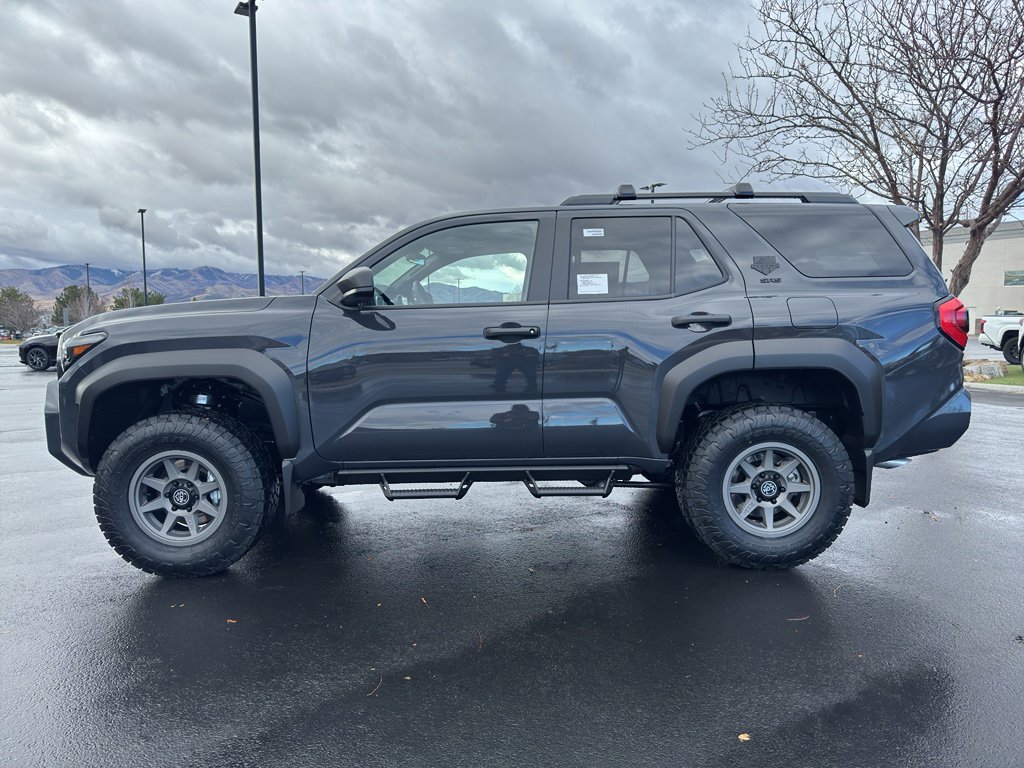 New 2025 Toyota 4Runner SR5 image 4