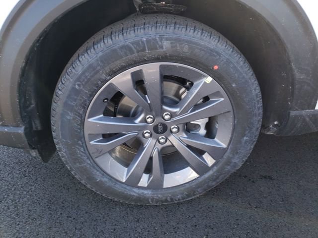 New 2026 Ford Explorer Active w/ Active Comfort Package image 30