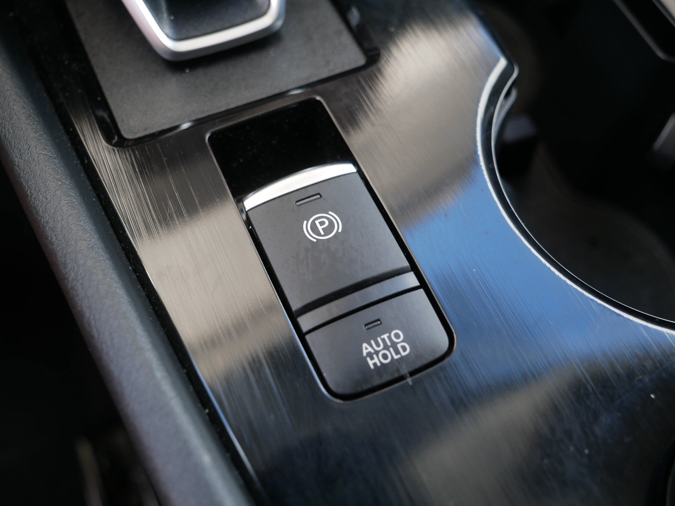 Certified 2026 Nissan Rogue Dark Armor AWD/4WD image 32