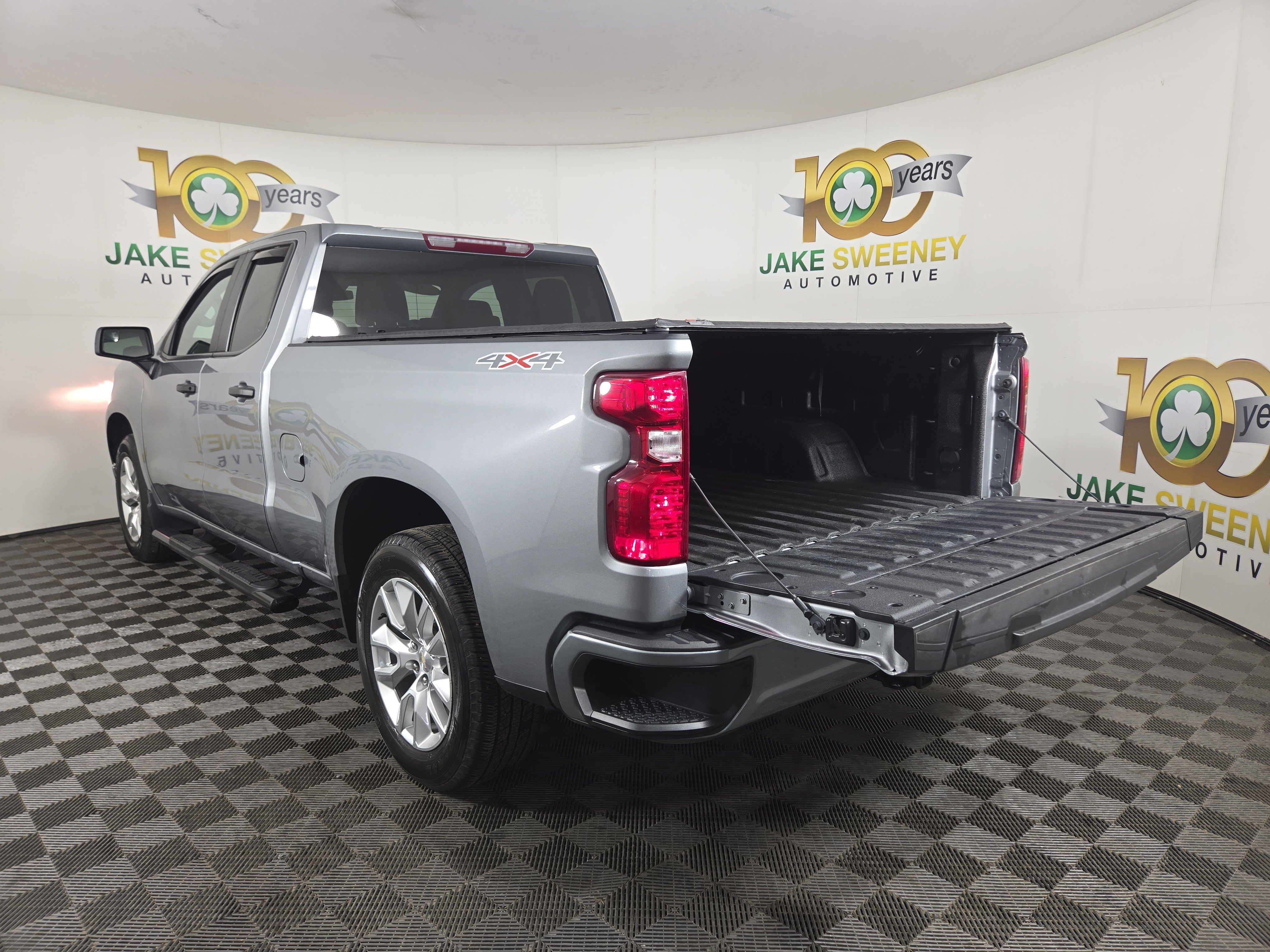Certified 2023 Chevrolet Silverado 1500 Custom image 31