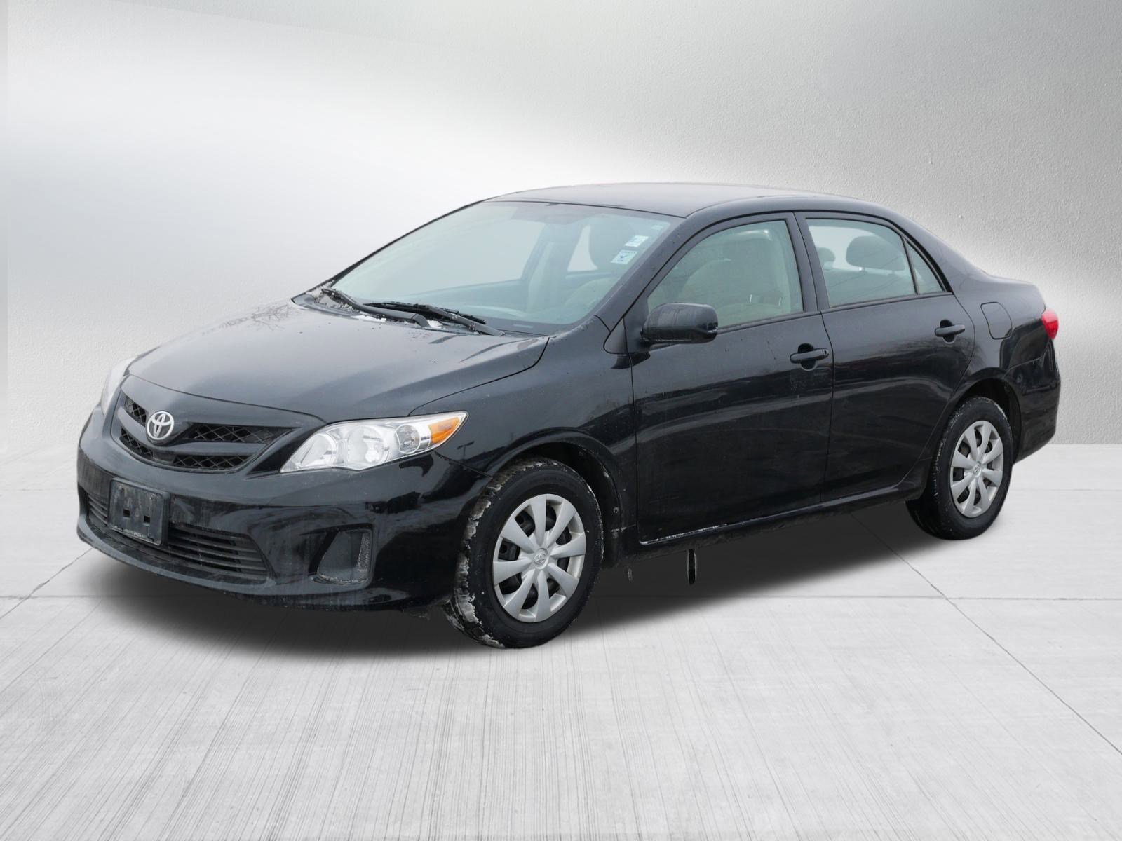 Used 2011 Toyota Corolla LE image 3