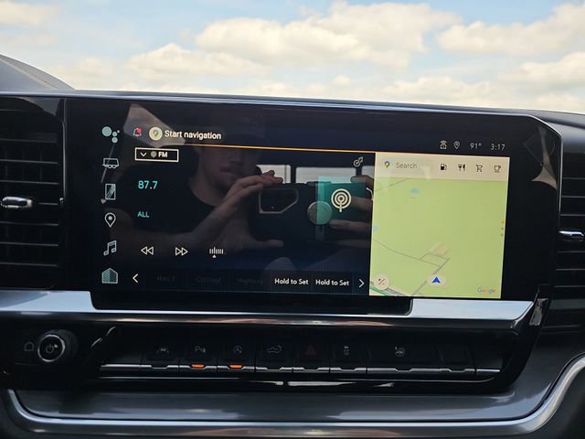 New 2026 Chevrolet Silverado 1500 High Country w/ Technology Package AWD/4WD image 13