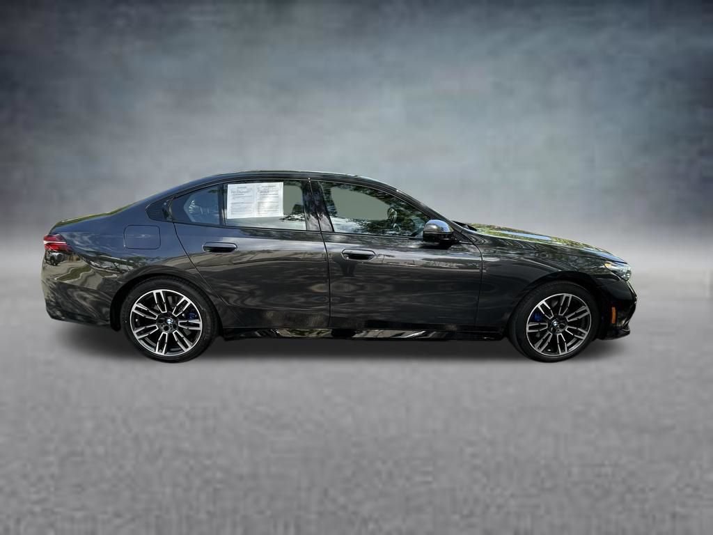Used 2025 BMW 530i RWD image 8