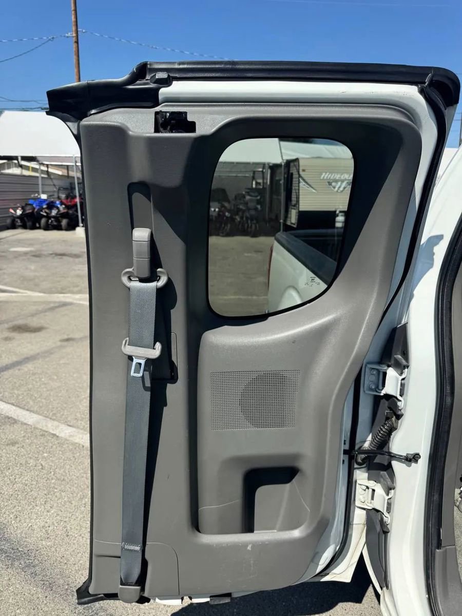 Used 2016 Nissan Frontier S RWD image 15