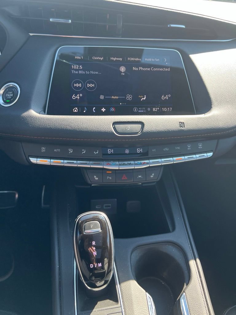 Used 2021 Cadillac XT4 Sport w/ Cold Weather Package AWD/4WD image 14