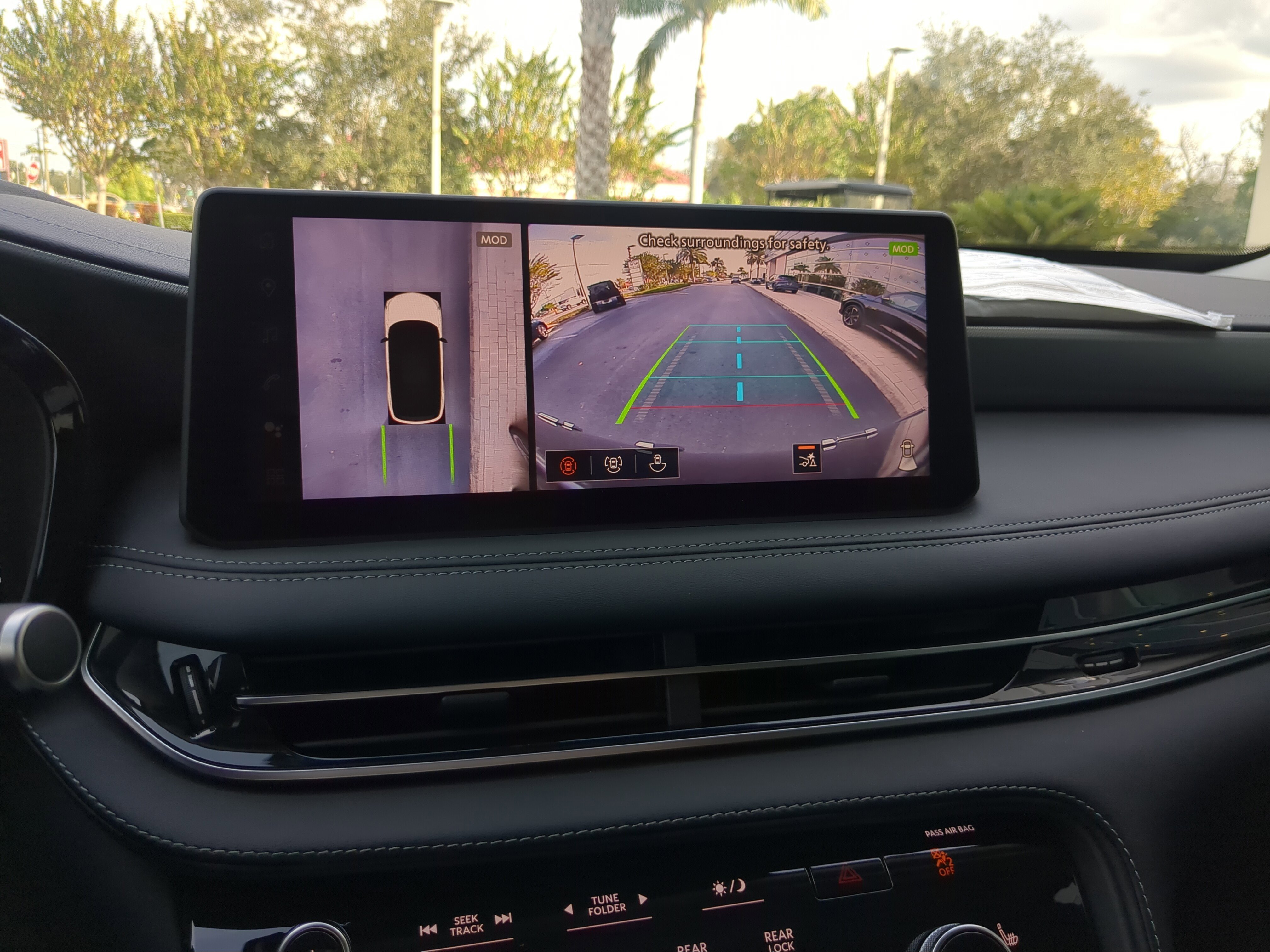 New 2026 INFINITI QX60 Luxe w/ Cargo Package image 26