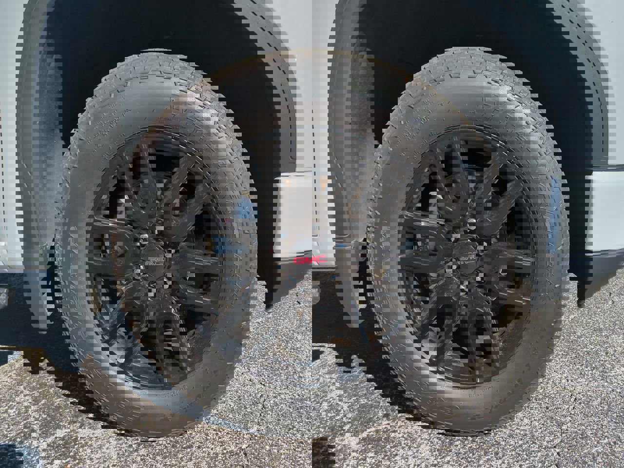 Used 2023 GMC Sierra 1500 Elevation image 10