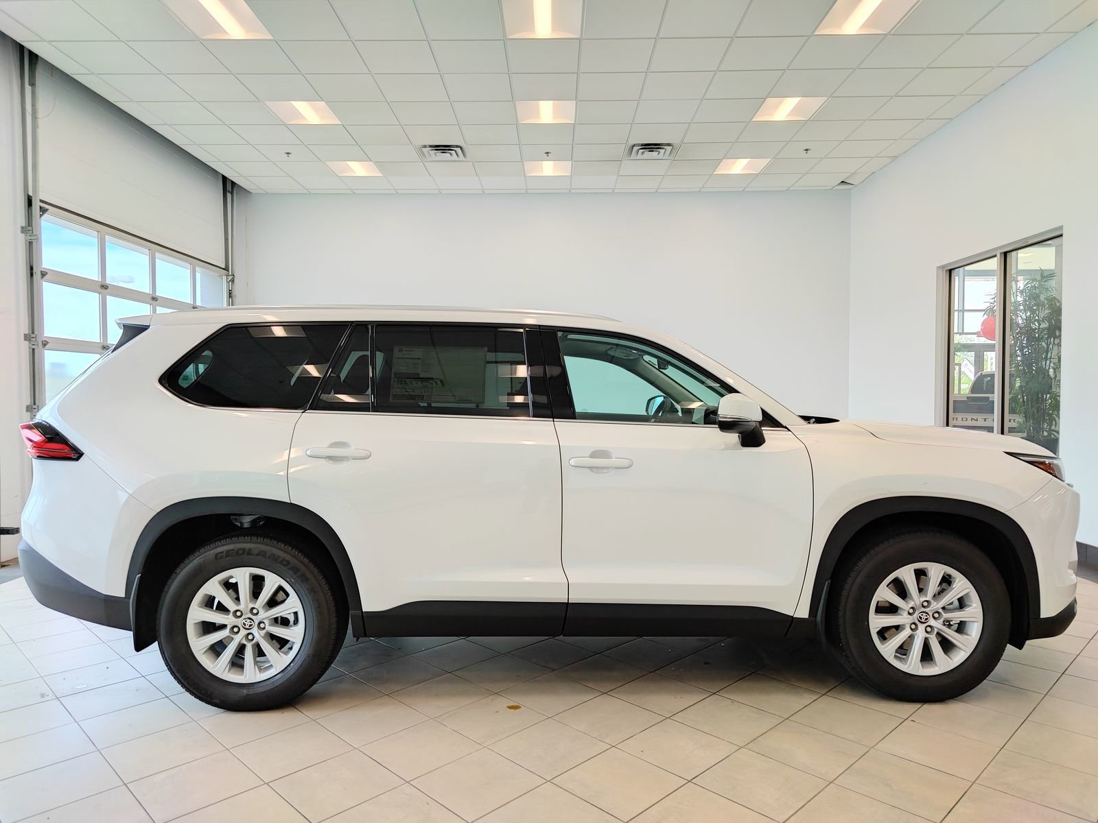 New 2026 Toyota Grand Highlander AWD image 2
