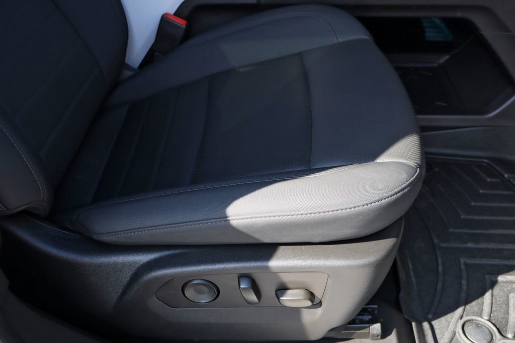 Certified 2022 GMC Hummer EV Edition 1 w/ LPO, Illumination Package image 30