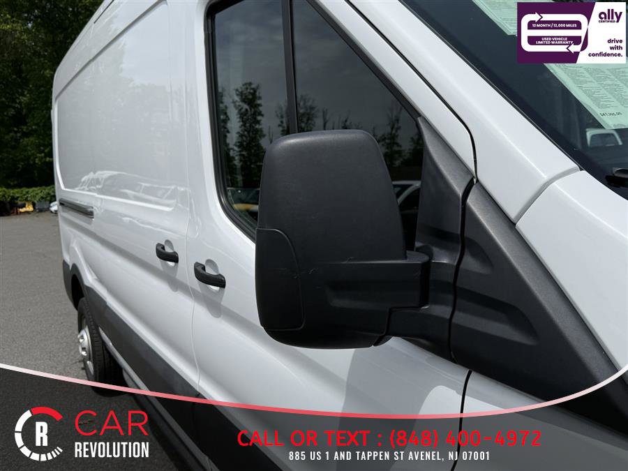 Used 2023 Ford Transit 250 Medium Roof AWD image 30