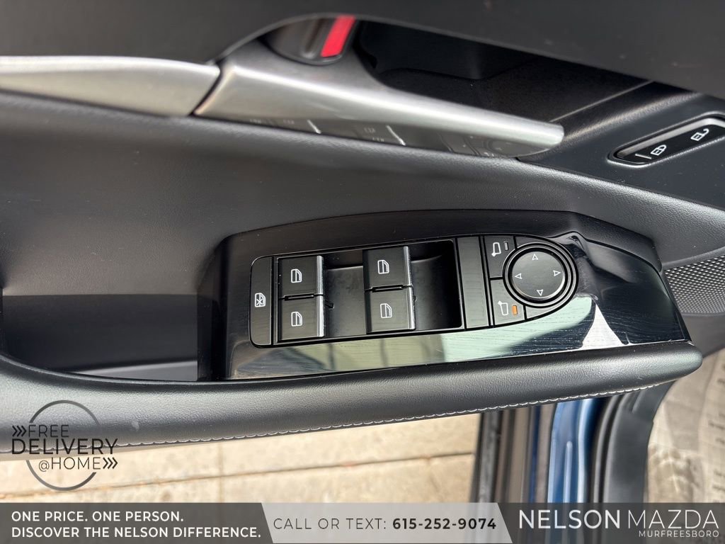 Used 2024 MAZDA CX-30 AWD 2.5 S w/ Select Sport Pkg image 21