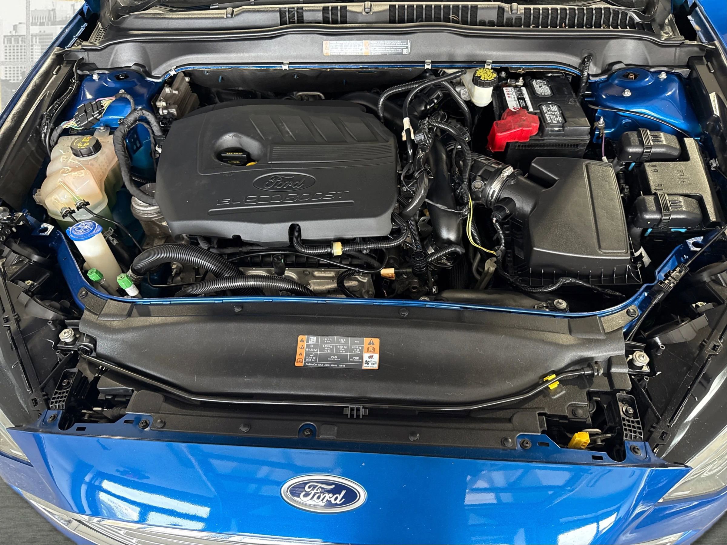 Used 2017 Ford Fusion SE w/ Fusion SE Technology Package image 11