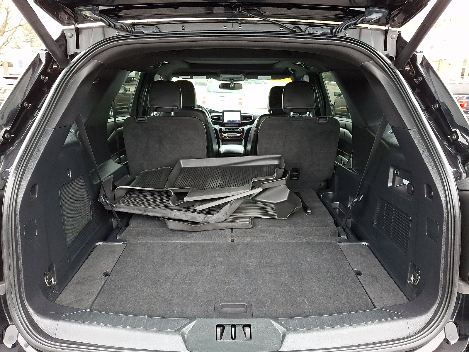 Used 2022 Ford Explorer ST-Line image 30