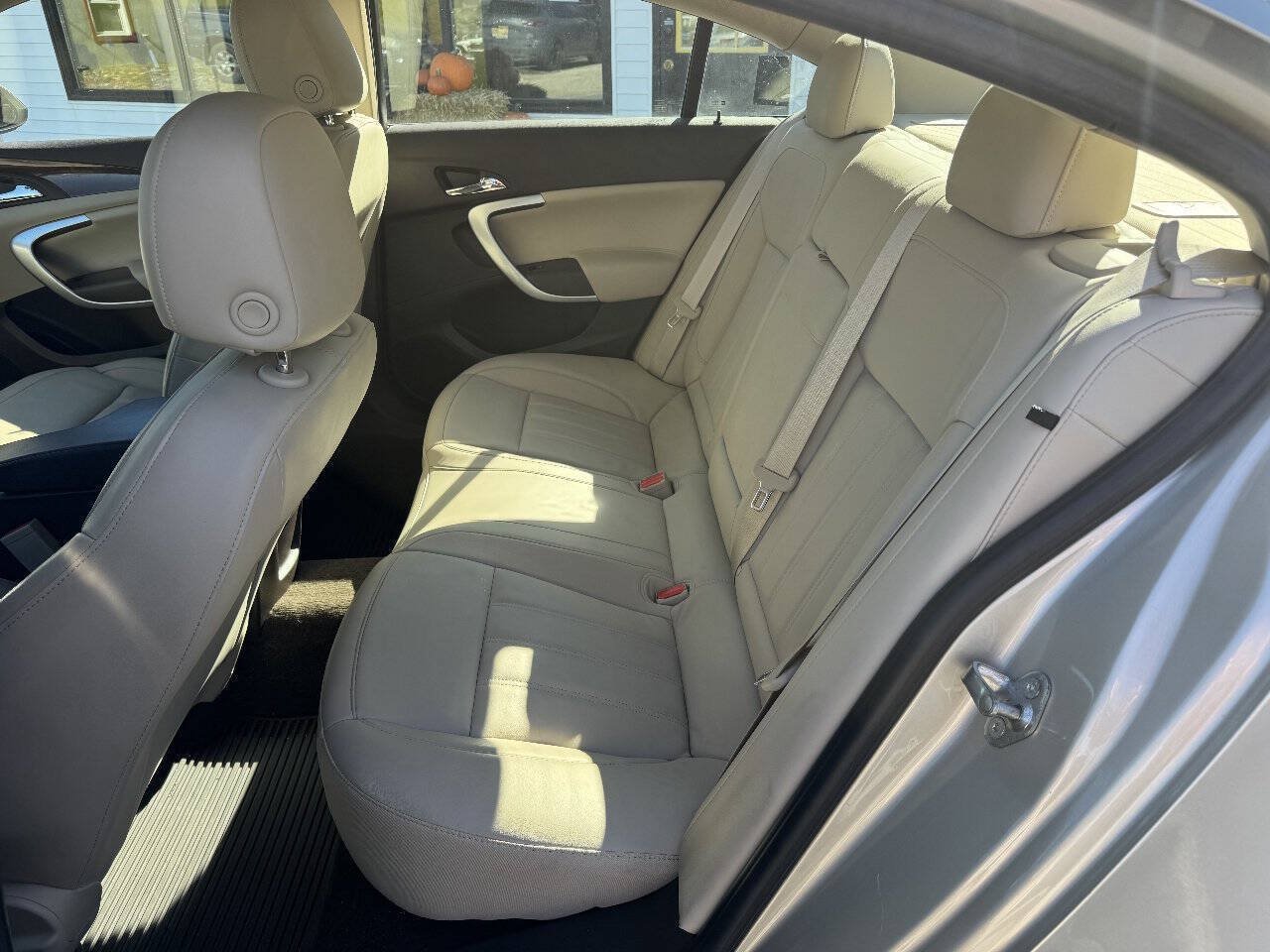 Used 2015 Buick Regal AWD image 28