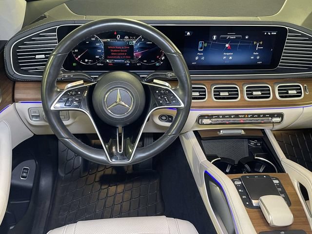 Used 2024 Mercedes-Benz GLS 450 4MATIC image 28