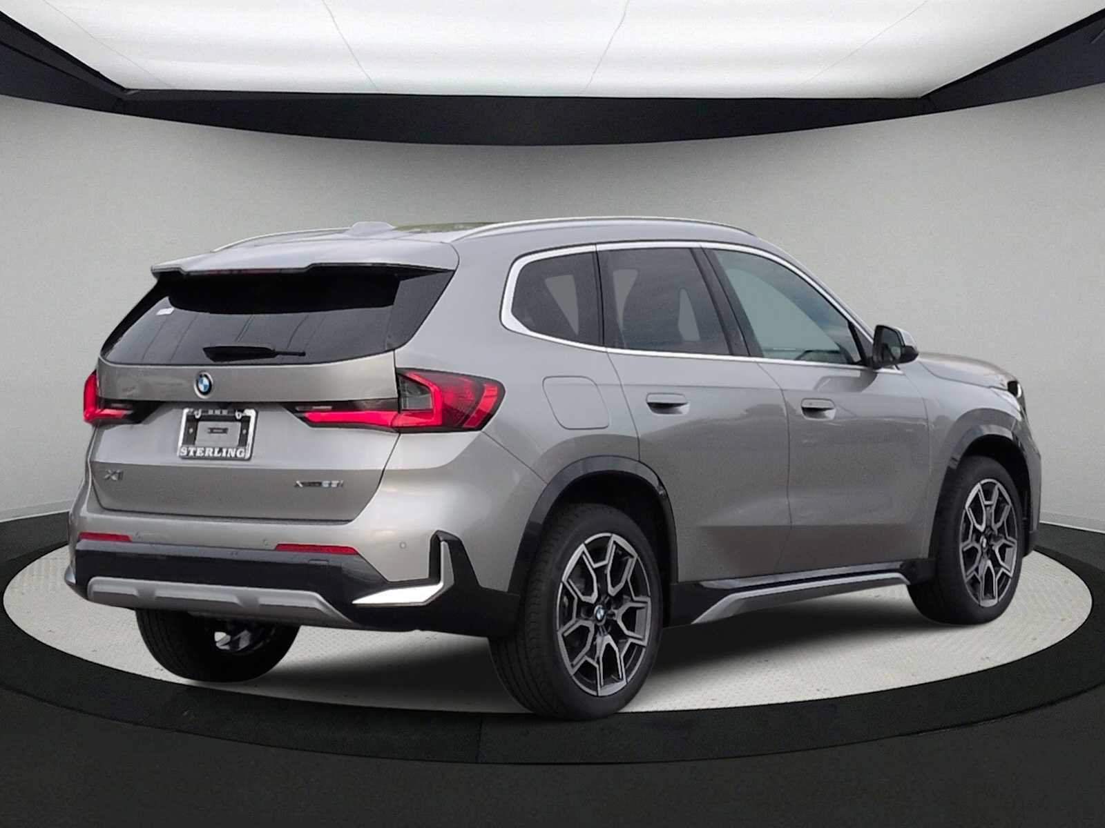 New 2026 BMW X1 xDrive28i w/ Convenience Package AWD/4WD image 8