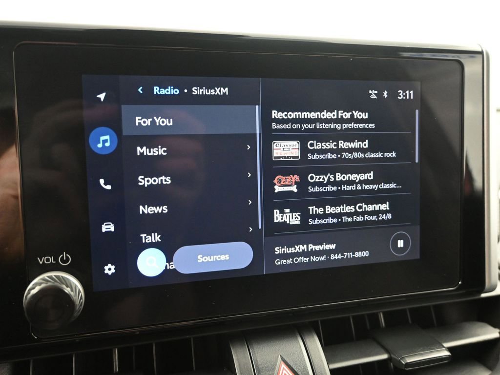 Used 2025 Toyota RAV4 XLE w/ Convenience Package image 19